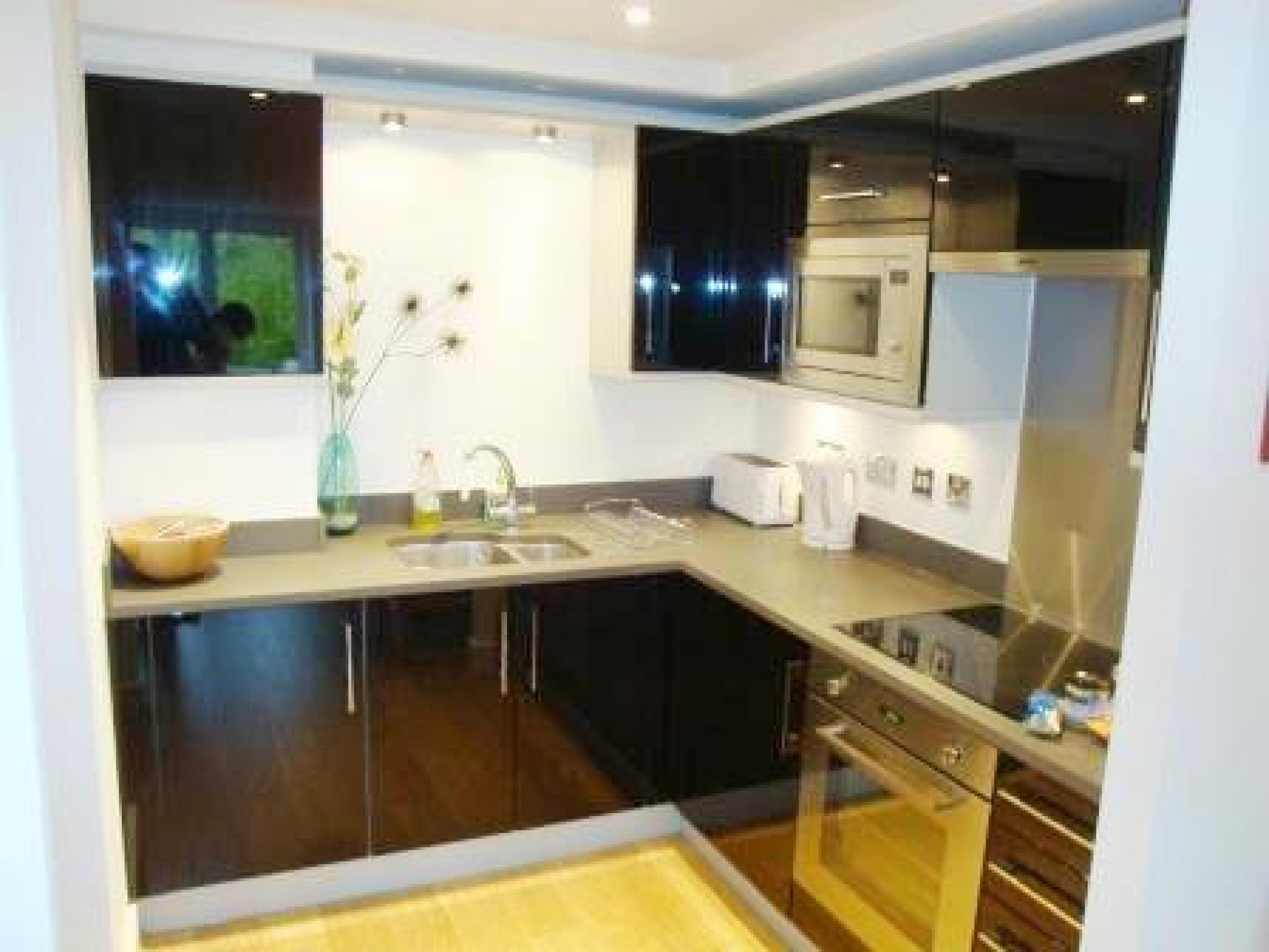 			1 Bedroom, 1 bath, 1 reception Flat			 Malvern Road, MAIDA VALE/QUEENS PARK NW6